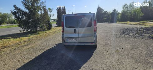 Opel Vivaro 2011 золотистый - фото 3