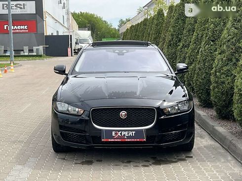 Jaguar XE 2018 - фото 6