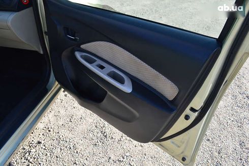 Toyota Yaris 2007 - фото 18