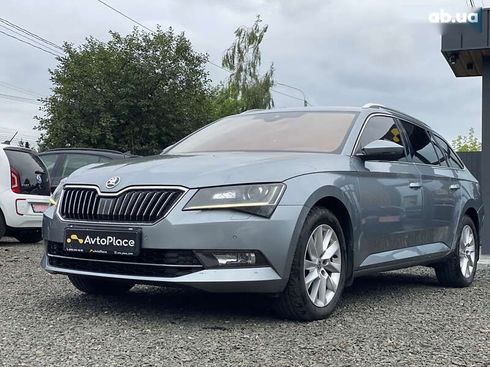 Skoda Superb 2016 - фото 16