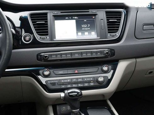 Kia Carnival 2014 - фото 26