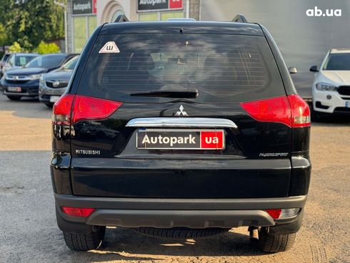 Mitsubishi Pajero 2015 черный - фото 6