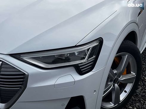Audi E-Tron 2021 - фото 11