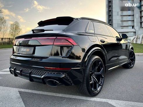 Audi RS Q8 2025 - фото 18