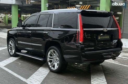 Cadillac Escalade 2014 - фото 12