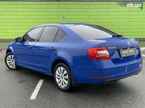Skoda Octavia 2018 - фото 18
