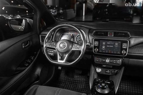 Nissan Leaf 2019 - фото 17