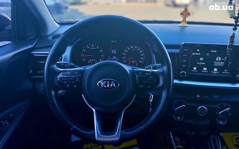 Kia Stonic 2018 - фото 16