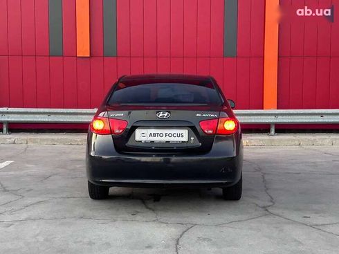 Hyundai Elantra 2008 - фото 7