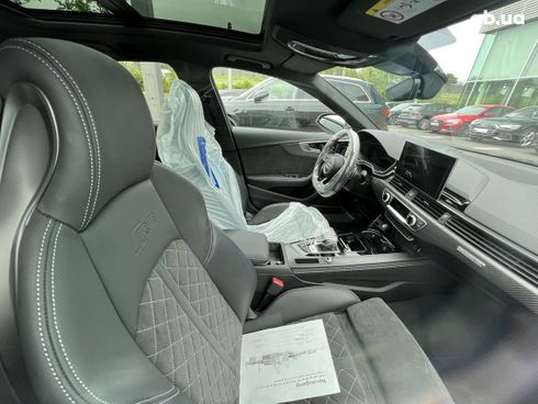 Audi RS 4 2022 - фото 19