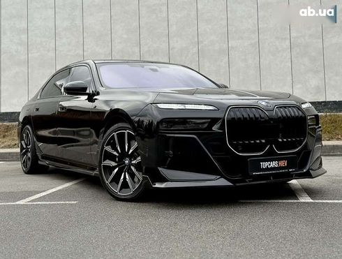 BMW 7 серия 2023 - фото 21