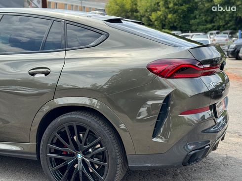 BMW X6 2022 зеленый - фото 17