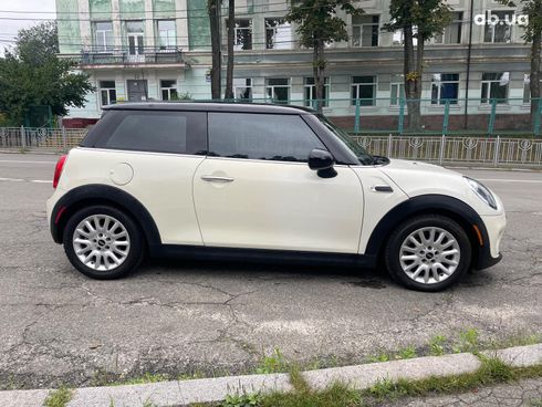 MINI Hatch 2015 белый - фото 6