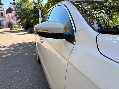 Volkswagen passat b7 2014 белый - фото 10