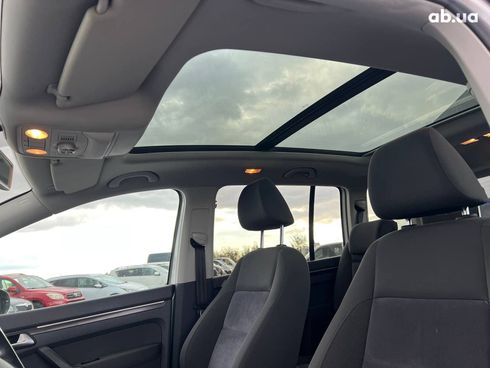 Volkswagen Touran 2012 серый - фото 34