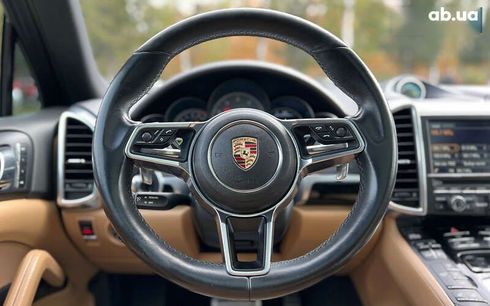 Porsche Cayenne 2015 - фото 10