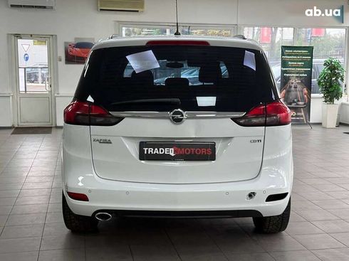 Opel Zafira 2015 - фото 15