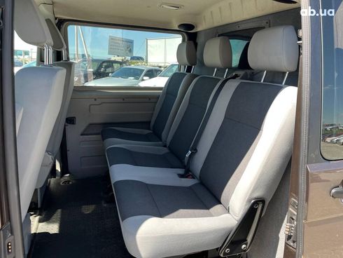 Volkswagen Transporter 2014 коричневый - фото 19