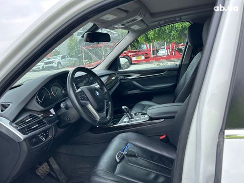 BMW X5 2016 белый - фото 9