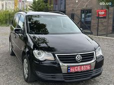 Купити Volkswagen Touran бу в Україні - купити на Автобазарі
