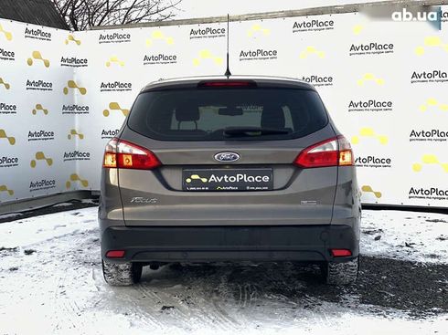 Ford Focus 2012 - фото 10