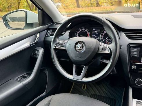 Skoda Octavia 2019 - фото 24