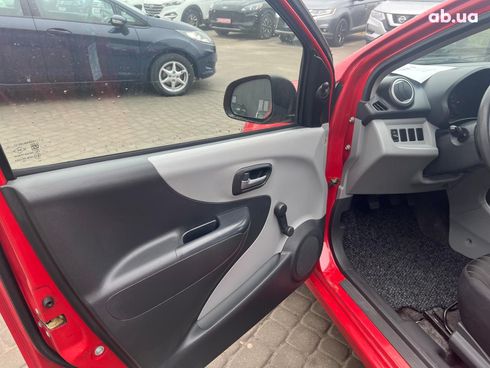 Nissan Pixo 2009 красный - фото 15