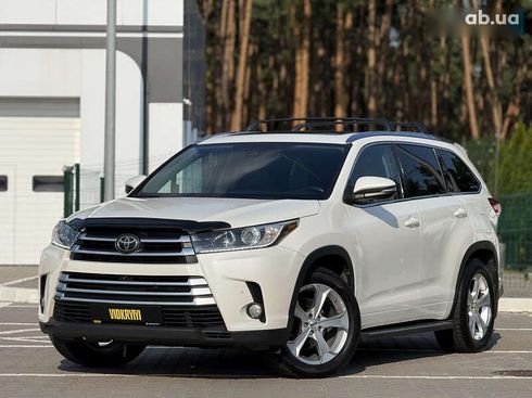 Toyota Highlander 2017 - фото 2