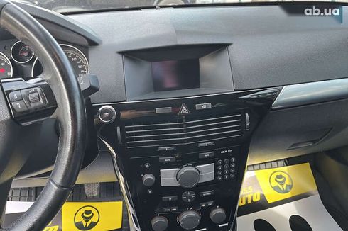 Opel Astra 2009 - фото 13