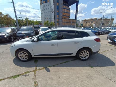 Renault Megane 2010 белый - фото 4