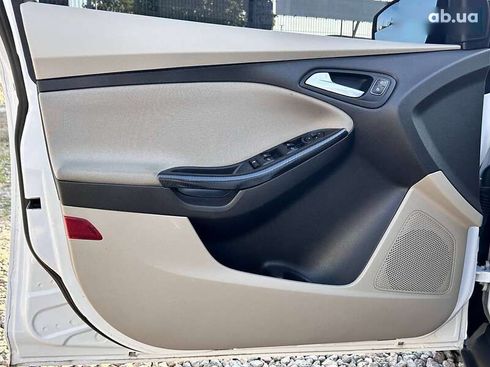 Ford Focus 2016 - фото 12