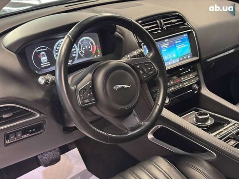 Jaguar F-Pace 2017 - фото 26