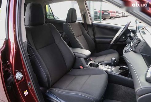 Toyota RAV4 2016 - фото 12