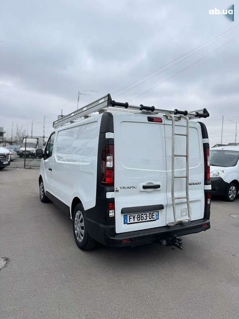 Renault Trafic 2021 - фото 7