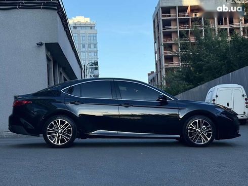 Toyota Camry 2024 - фото 13