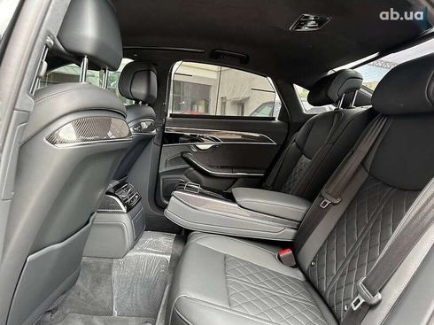 Audi S8 2025 - фото 23