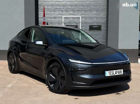 Tesla Model Y 2025 - фото 12