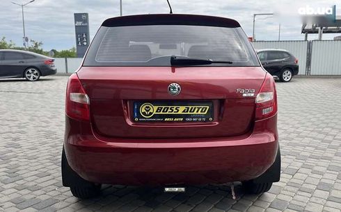 Skoda Fabia 2008 - фото 6