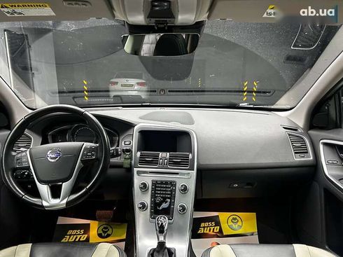 Volvo XC60 2016 - фото 9