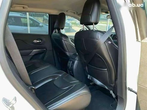 Jeep Cherokee 2018 - фото 20