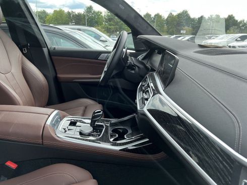 BMW X7 2022 - фото 13