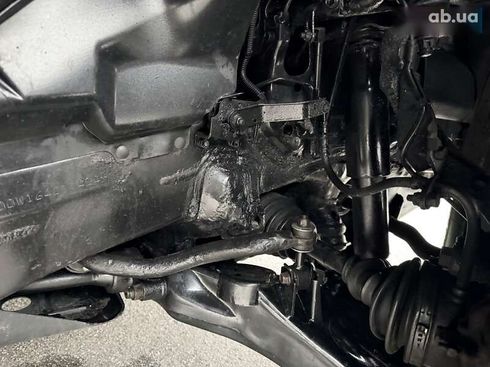 Lexus LX 2006 - фото 30