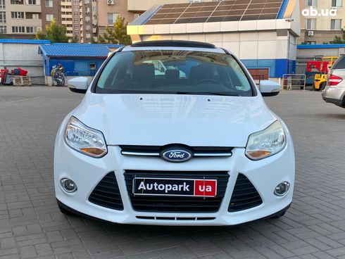 Ford Focus 2014 белый - фото 2