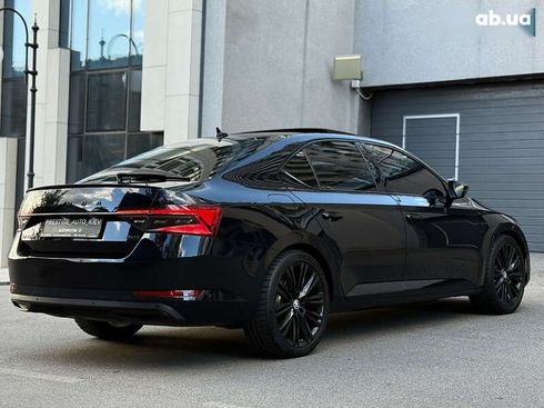 Skoda Superb 2020 - фото 27