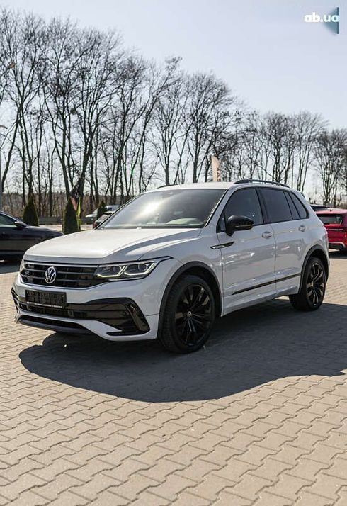 Volkswagen Tiguan 2021 - фото 26