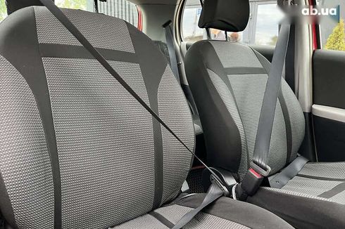 Toyota Yaris 2010 - фото 24