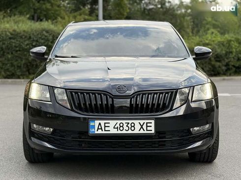 Skoda Octavia 2017 - фото 17