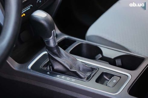 Ford Escape 2016 - фото 23