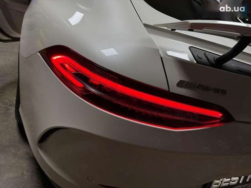 Mercedes-Benz AMG GT 4 2019 - фото 26