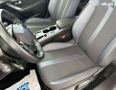 Peugeot e-2008 2020 - фото 7